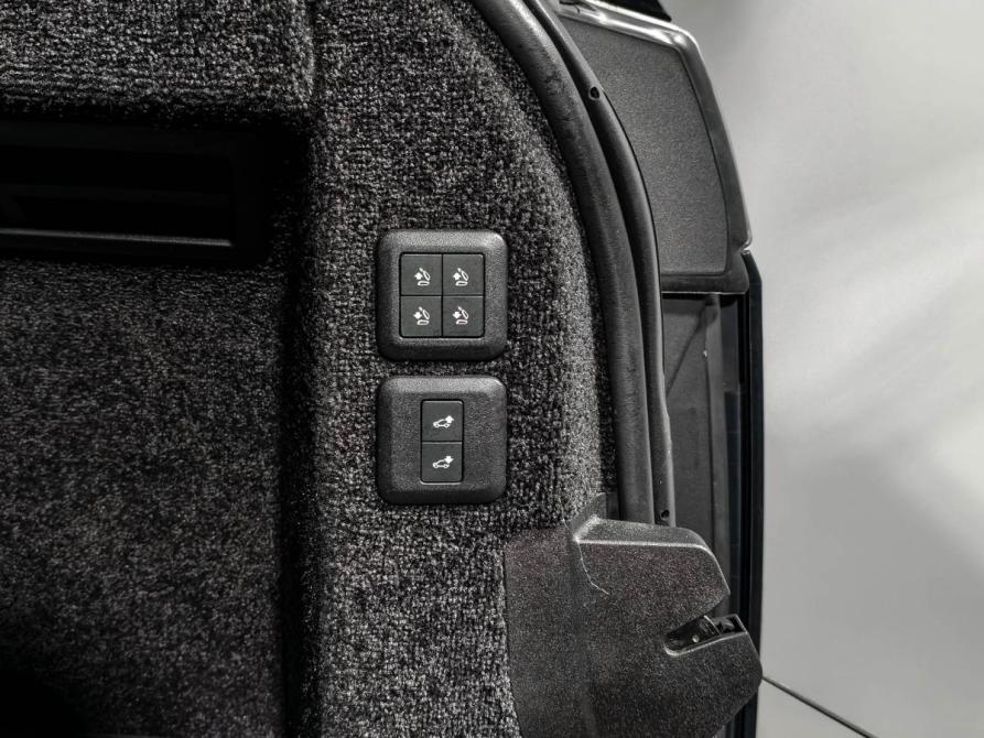 Land Rover Range Rover IV Рестайлинг Санкт-Петербург  - изображение 18