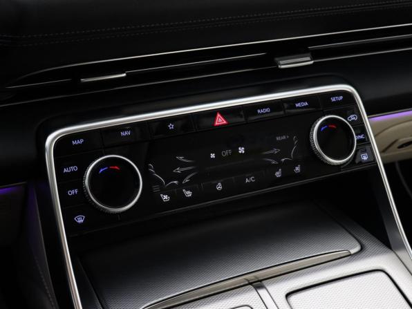 Genesis GV80 I с пробегом 2021 года, цена 5 700 000 рублей, 55000 км, внедорожник, Автокод Объявления