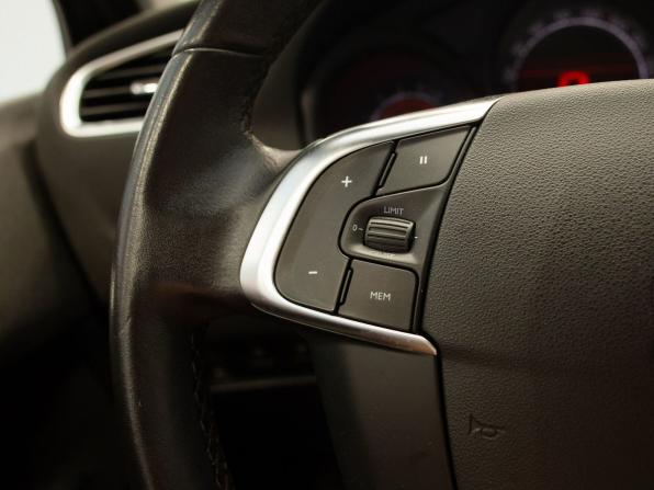 Citroen C4 II с пробегом 2012 года, цена 870 000 рублей, 71394 км, хэтчбек, Автокод Объявления