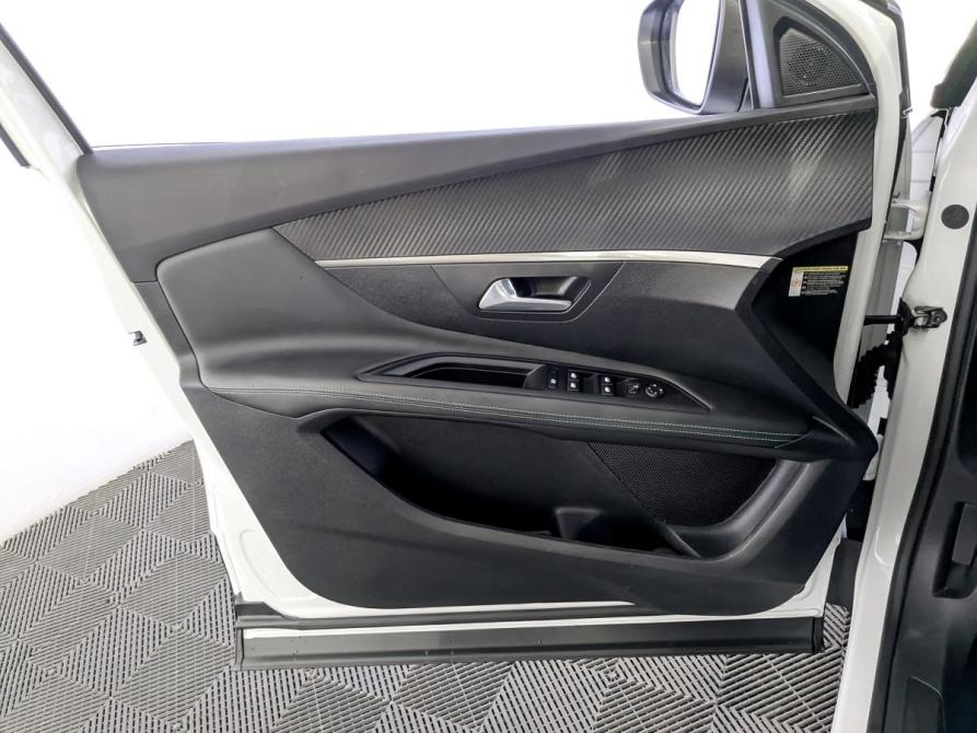 Peugeot 3008 II Рестайлинг Москва  - изображение 19