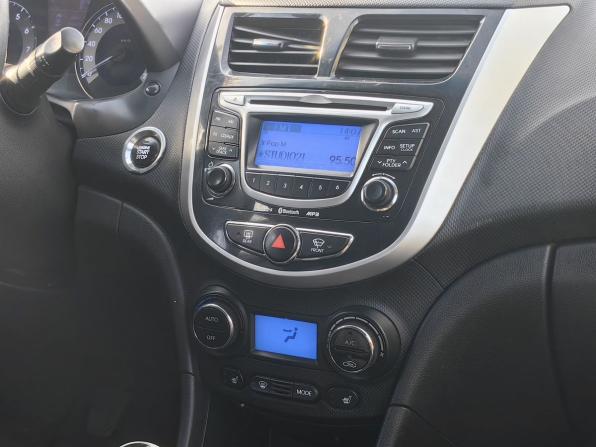 Hyundai Solaris I с пробегом 2012 года, цена 479 000 рублей, 232100 км, седан, Автокод Объявления