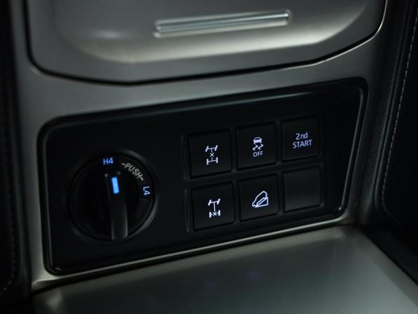 Toyota Land Cruiser Prado 150 Series Рестайлинг 3 с пробегом 2020 года, цена 4 599 000 рублей, 233228 км, внедорожник, Автокод Объявления