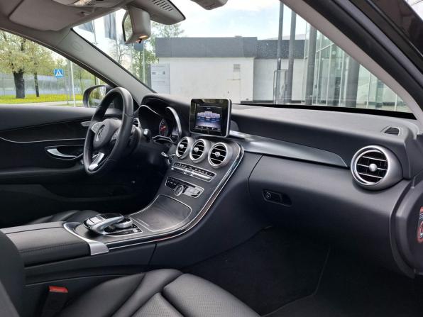 Mercedes-Benz C-Класс IV (W205) с пробегом 2017 года, цена 2 990 000 рублей, 70500 км, седан, Автокод Объявления