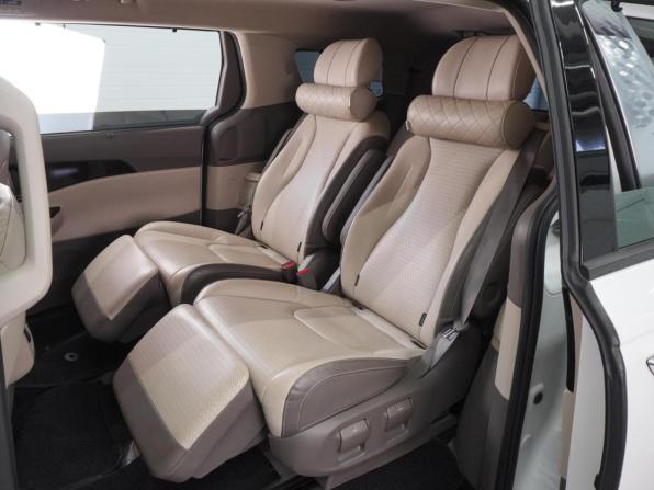 Kia Carnival IV с пробегом 2021 года, цена 4 982 000 рублей, 77541 км, минивэн, Автокод Объявления