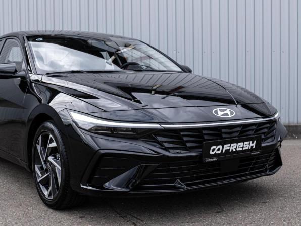 Hyundai Elantra VII (CN7) Рестайлинг с пробегом 2024 года, цена 2 649 000 рублей, 1726 км, седан, Автокод Объявления