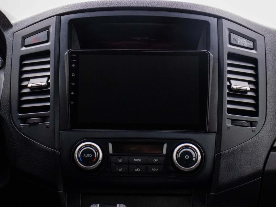 Mitsubishi Pajero IV Рестайлинг 1 Москва  - изображение 14