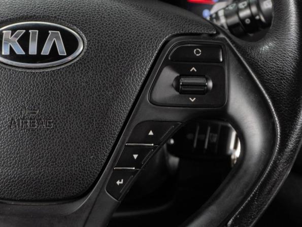 Kia Ceed II Рестайлинг с пробегом 2016 года, цена 990 000 рублей, 170305 км, хэтчбек, Автокод Объявления