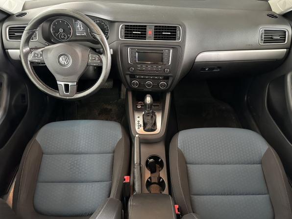 Volkswagen Jetta VI с пробегом 2013 года, цена 632 000 рублей, 408200 км, седан, Автокод Объявления