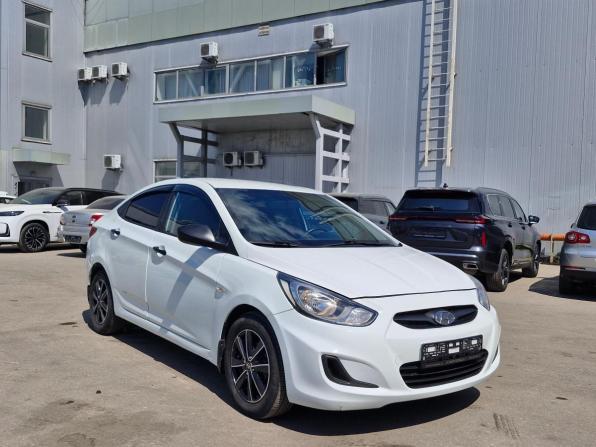 Hyundai Solaris I с пробегом 2014 года, цена 787 000 рублей, 133567 км, седан, Автокод Объявления