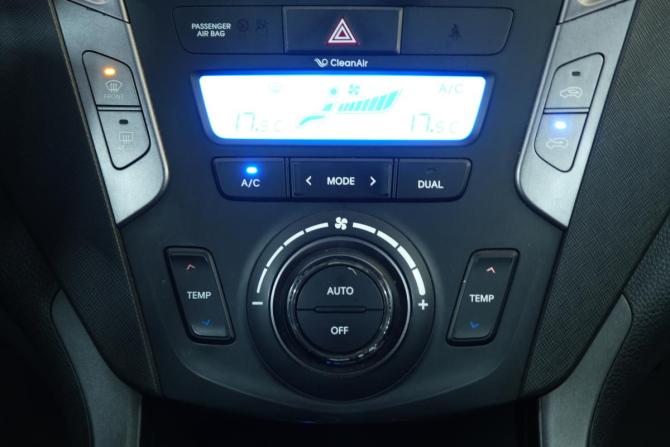Hyundai Santa Fe III с пробегом 2013 года, цена 1 749 000 рублей, 209000 км, внедорожник, Автокод Объявления