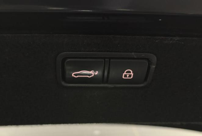 Hyundai Genesis II с пробегом 2015 года, цена 1 850 000 рублей, 163395 км, седан, Автокод Объявления