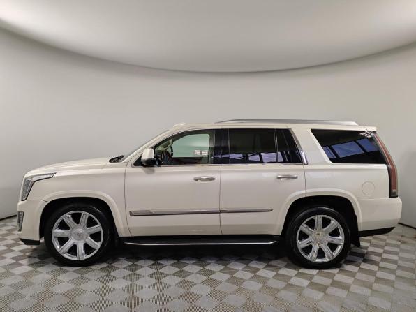 Cadillac Escalade IV с пробегом 2015 года, цена 2 999 000 рублей, 253776 км, внедорожник, Автокод Объявления