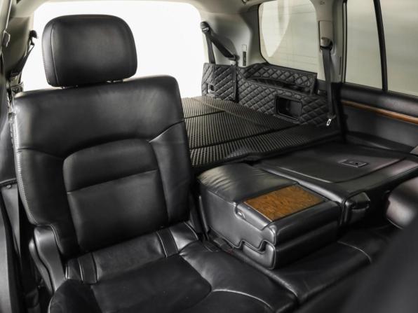 Toyota Land Cruiser 200 Series Рестайлинг 1 с пробегом 2014 года, цена 2 749 000 рублей, 579639 км, внедорожник, Автокод Объявления