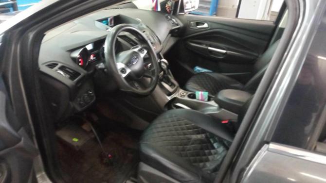 Ford Kuga II с пробегом 2015 года, цена 970 000 рублей, 260344 км, внедорожник, Автокод Объявления