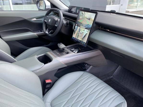Changan Lamore с пробегом 2024 года, цена 1 899 000 рублей, 18500 км, седан, Автокод Объявления