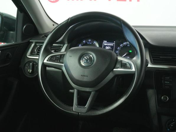 Skoda Rapid I с пробегом 2016 года, цена 1 250 000 рублей, 89300 км, лифтбек, Автокод Объявления