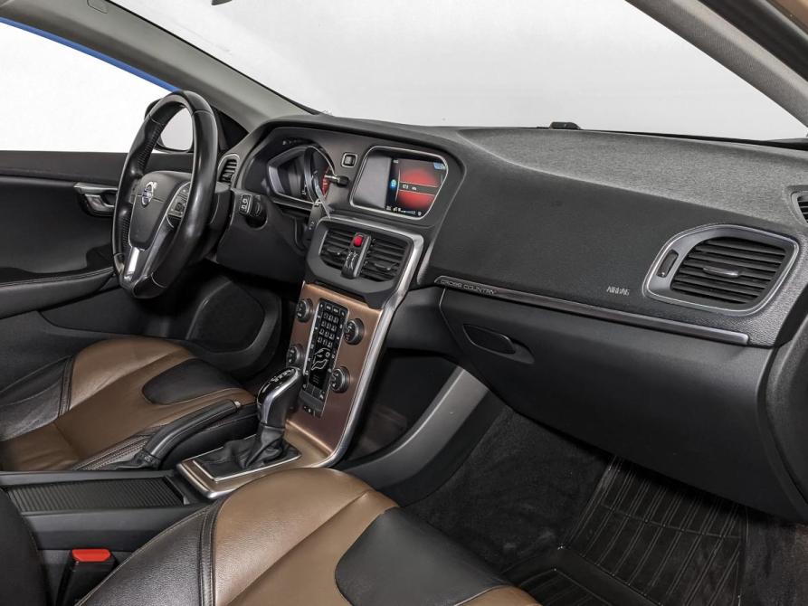 Volvo V40 II Москва  - изображение 11