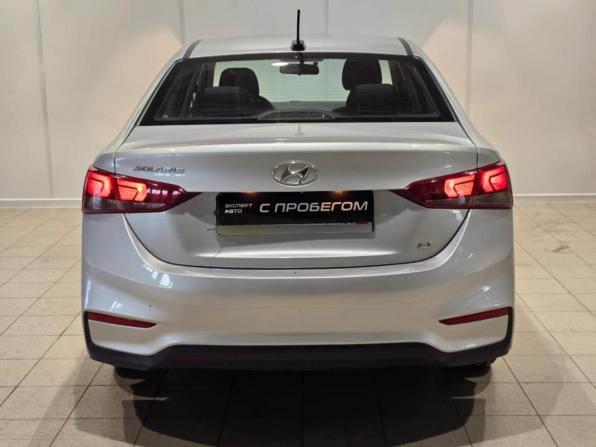 Hyundai Solaris II с пробегом 2018 года, цена 1 175 000 рублей, 152001 км, седан, Автокод Объявления