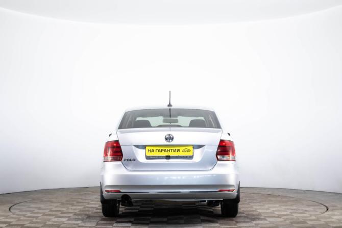 Volkswagen Polo V Рестайлинг с пробегом 2017 года, цена 1 399 000 рублей, 283540 км, седан, Автокод Объявления