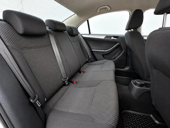 Volkswagen Jetta VI с пробегом 2012 года, цена 870 000 рублей, 262183 км, седан, Автокод Объявления