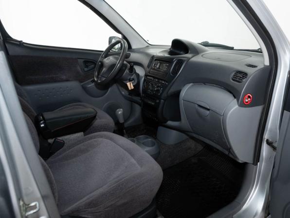 Toyota Yaris I с пробегом 2000 года, цена 234 000 рублей, 453000 км, хэтчбек, Автокод Объявления