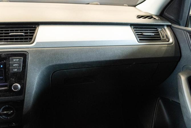 Skoda Rapid I Рестайлинг с пробегом 2019 года, цена 1 209 000 рублей, 150885 км, лифтбек, Автокод Объявления