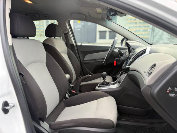 Chevrolet Cruze I Рестайлинг с пробегом 2014 года, цена 480 000 рублей, 277000 км, универсал, Автокод Объявления