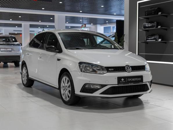 Volkswagen Polo V Рестайлинг с пробегом 2018 года, цена 1 540 000 рублей, 73854 км, седан, Автокод Объявления