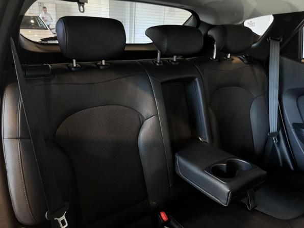 Hyundai ix35 I Рестайлинг с пробегом 2014 года, цена 1 100 000 рублей, 261826 км, внедорожник, Автокод Объявления