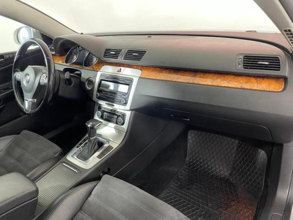Volkswagen Passat B6 с пробегом 2010 года, цена 899 000 рублей, 197440 км, седан, Автокод Объявления