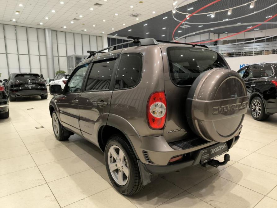Chevrolet Niva I Рестайлинг Казань  - изображение 8
