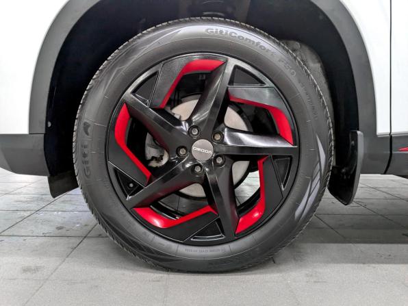 Omoda C5 I с пробегом 2023 года, цена 1 625 000 рублей, 49000 км, внедорожник, Автокод Объявления
