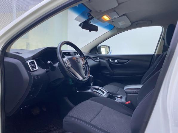 Nissan Qashqai II с пробегом 2017 года, цена 1 679 000 рублей, 175738 км, внедорожник, Автокод Объявления