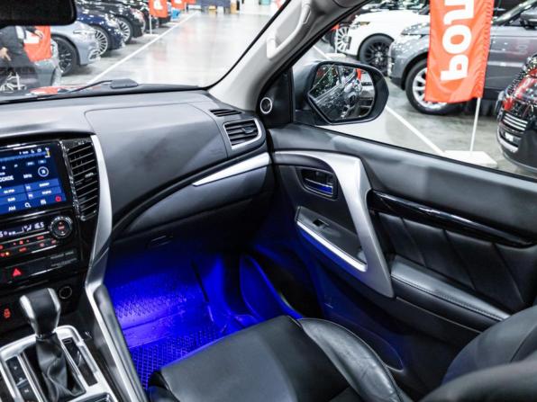 Mitsubishi Pajero Sport III с пробегом 2018 года, цена 3 249 700 рублей, 113435 км, внедорожник, Автокод Объявления