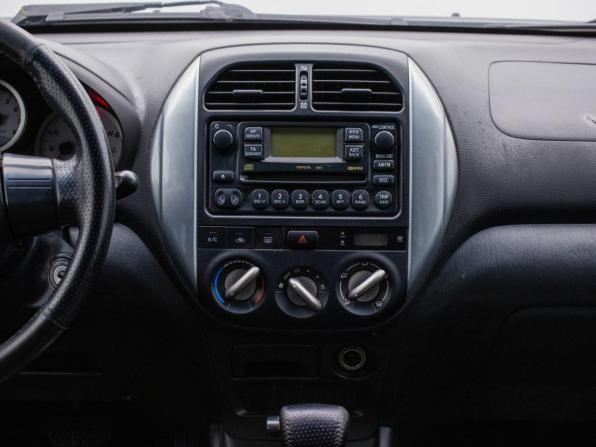 Toyota RAV4 II (XA20) Рестайлинг с пробегом 2005 года, цена 634 000 рублей, 248282 км, внедорожник, Автокод Объявления