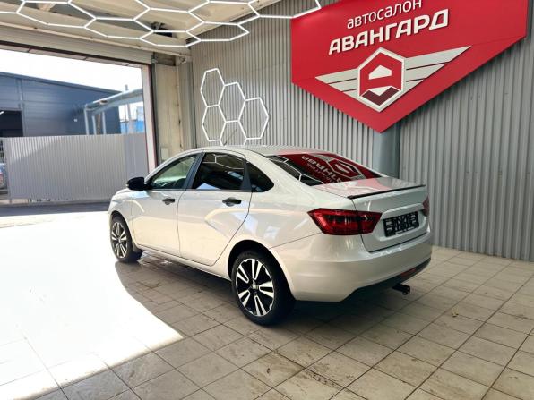 Lada (ВАЗ) Vesta I с пробегом 2021 года, цена 914 000 рублей, 122085 км, седан, Автокод Объявления