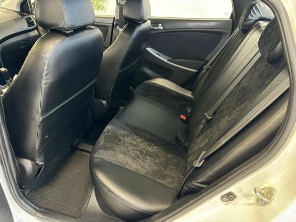 Hyundai Solaris I с пробегом 2014 года, цена 950 000 рублей, 218455 км, седан, Автокод Объявления