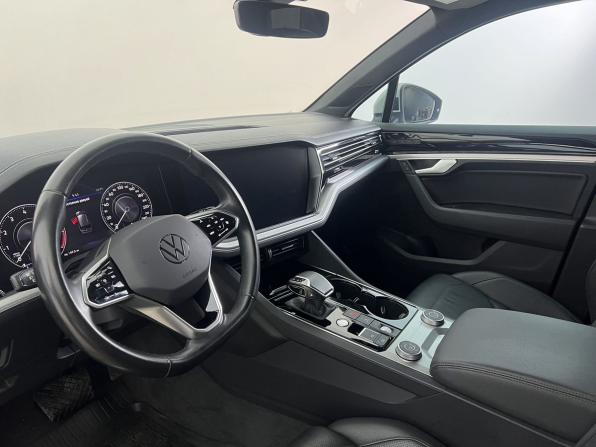 Volkswagen Touareg III с пробегом 2022 года, цена 6 650 000 рублей, 46537 км, внедорожник, Автокод Объявления