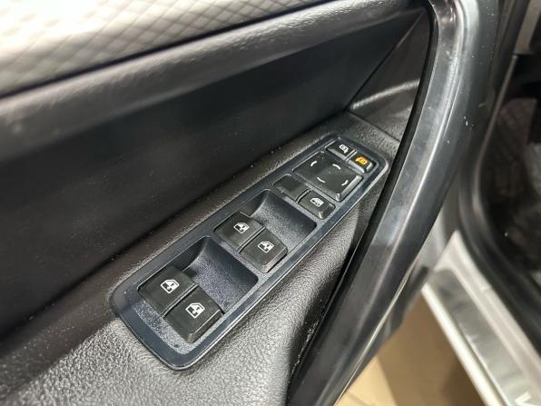 Lada (ВАЗ) Vesta I Рестайлинг (NG) с пробегом 2024 года, цена 1 299 900 рублей, 20000 км, универсал, Автокод Объявления