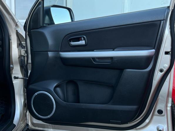 Suzuki Grand Vitara II Рестайлинг с пробегом 2008 года, цена 940 000 рублей, 311000 км, внедорожник, Автокод Объявления
