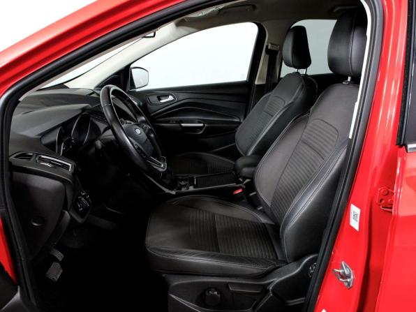 Ford Kuga II Рестайлинг с пробегом 2018 года, цена 1 648 000 рублей, 145721 км, внедорожник, Автокод Объявления