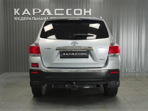 Toyota Highlander II (XU40) Рестайлинг с пробегом 2012 года, цена 1 782 000 рублей, 330641 км, внедорожник, Автокод Объявления