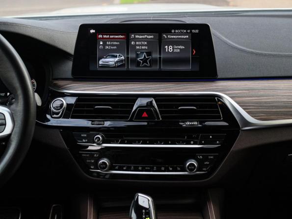BMW 5 серии VII (G30/G31/G38) с пробегом 2017 года, цена 3 699 000 рублей, 189000 км, седан, Автокод Объявления