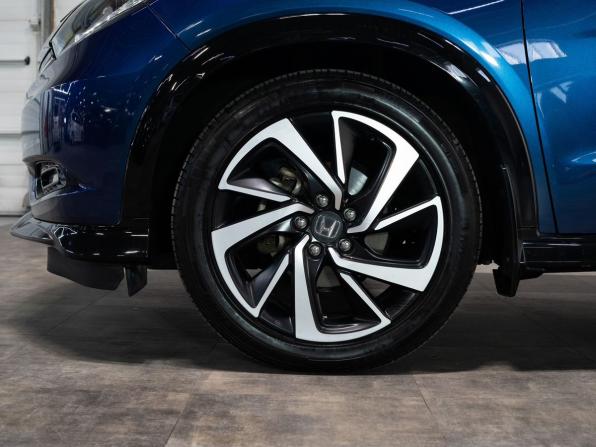 Honda Vezel I с пробегом 2017 года, цена 1 855 000 рублей, 102810 км, внедорожник, Автокод Объявления
