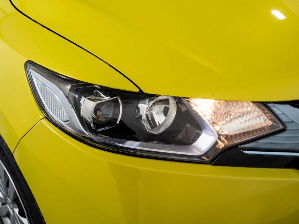 Honda Fit III с пробегом 2016 года, цена 895 000 рублей, 214423 км, хэтчбек, Автокод Объявления