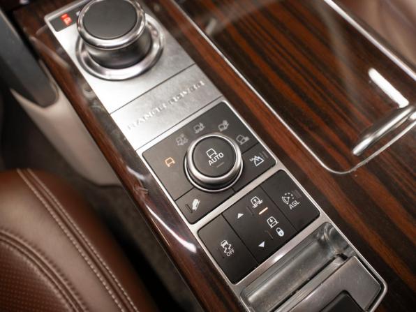 Land Rover Range Rover IV с пробегом 2014 года, цена 3 850 000 рублей, 154490 км, внедорожник, Автокод Объявления