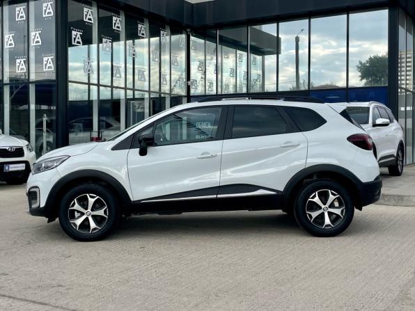 Renault Kaptur I с пробегом 2019 года, цена 1 317 000 рублей, 178277 км, внедорожник, Автокод Объявления