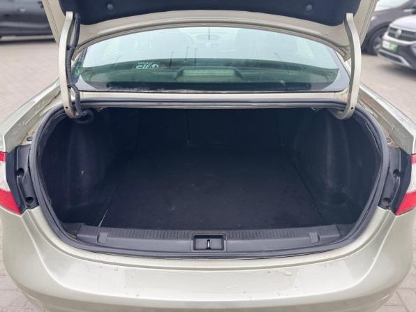 Renault Fluence I Рестайлинг с пробегом 2014 года, цена 670 000 рублей, 182000 км, седан, Автокод Объявления
