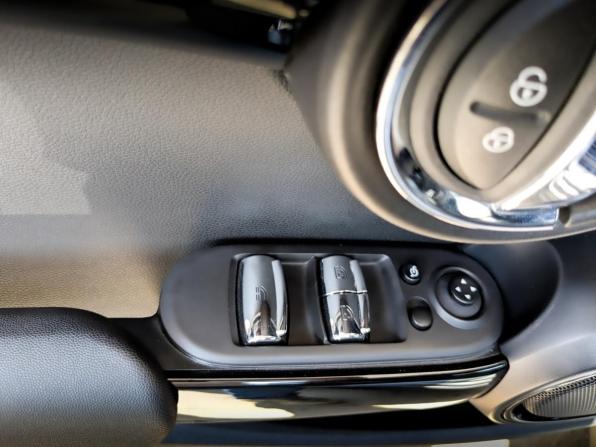 Mini Countryman II Рестайлинг с пробегом 2022 года, цена 3 915 000 рублей, 48277 км, внедорожник, Автокод Объявления
