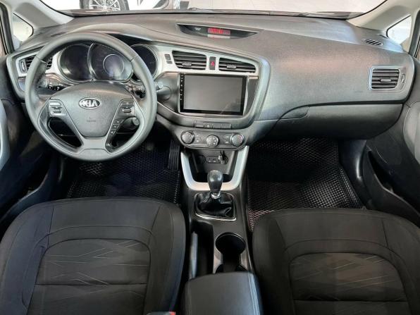 Kia Ceed II с пробегом 2012 года, цена 795 000 рублей, 176000 км, универсал, Автокод Объявления